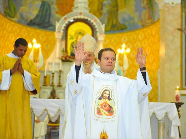 Fr Wagner Aparecido Ferreira