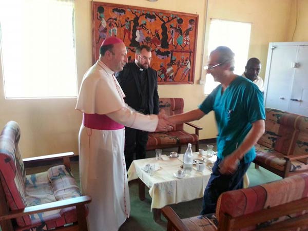 Visit of the Nuncio to our Bouar communities.