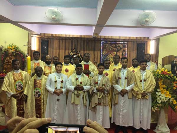 Five young brothers join the family of Betharram