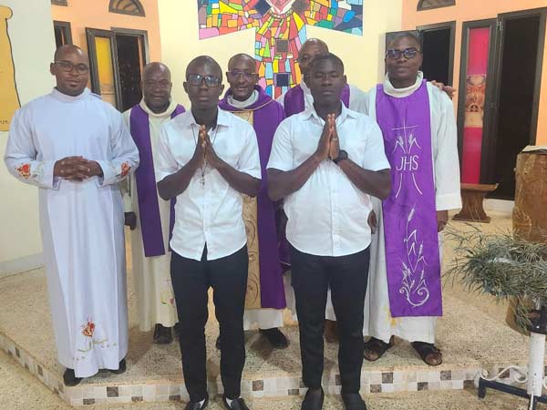 Herman and Désiré welcomed as pre-postulants in Adiapodoumé