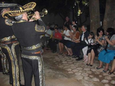 111006-03.jpg 111006-03.jpg