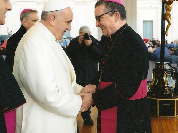 Mons. Vincent Landel se encuentra con el Papa Francisco