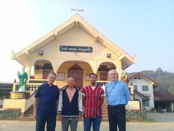 Consagración de una nueva iglesia dedicada a la Virgen de Betharram.