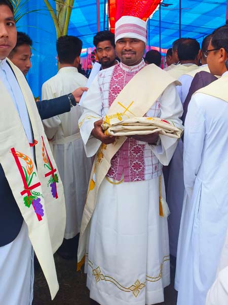 Ordenación sacerdotal del Hno. Pobitro Minj scj