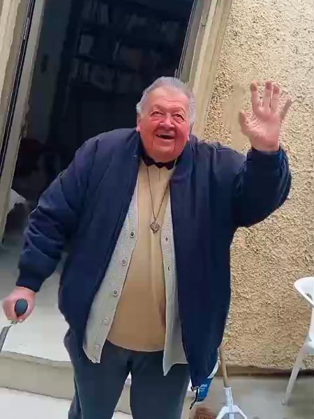 Padre. Jacky Moura scj ha regresado a Francia