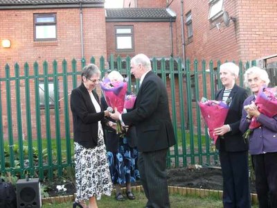 111102-13.jpg 111102-13.jpg