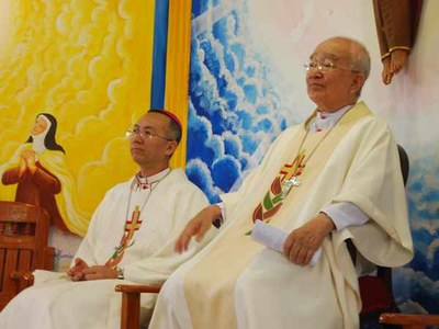 120203-12.jpg 120203-12.jpg