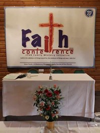 conférence sur la foi du mouvement « Jeunes de Jésus »