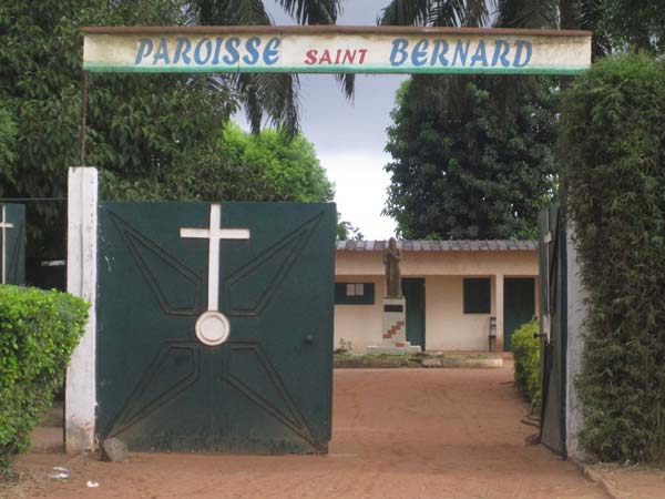 Cérémonie de remise des attestations des stagiaires à Tshanfeto