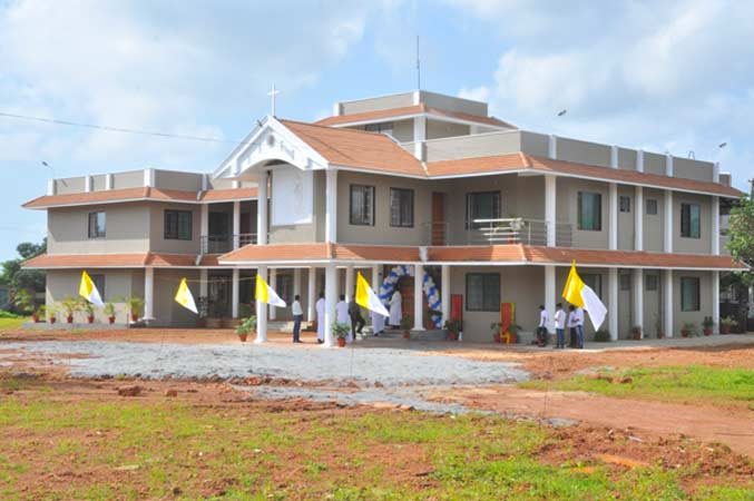 Le nouveau séminaire à Mangalore (Inde)