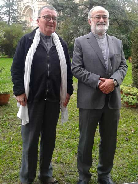 Le Cardinal de Rabat visite Mgr. Vincent Landel scj, son prédécesseur