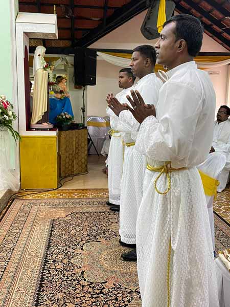 Le Vicariat de l'Inde offre trois nouveaux diacres pour servir le Seigneur
