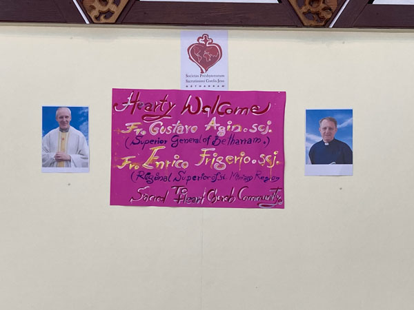 Visite à la Paroisse Sacred Heart, Huayrai