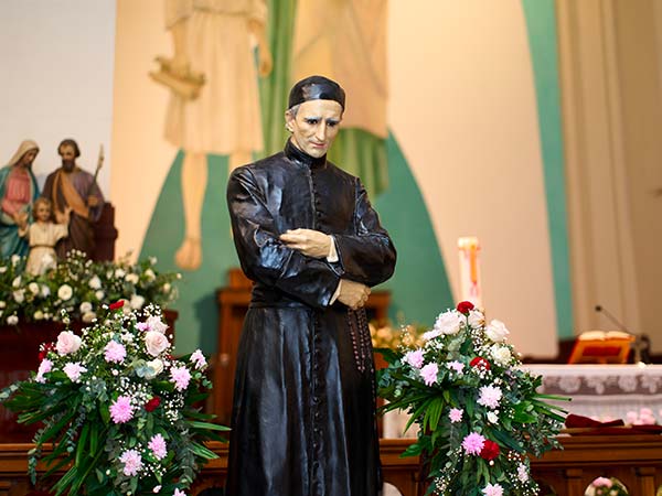 Fête de Saint Michel Garicoïts à Asunción (Paraguay)