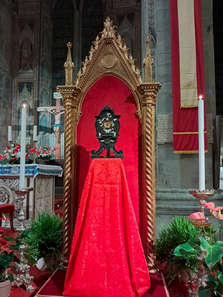 Reliques du sang de saint François dans la paroisse betharramite de Pistoia