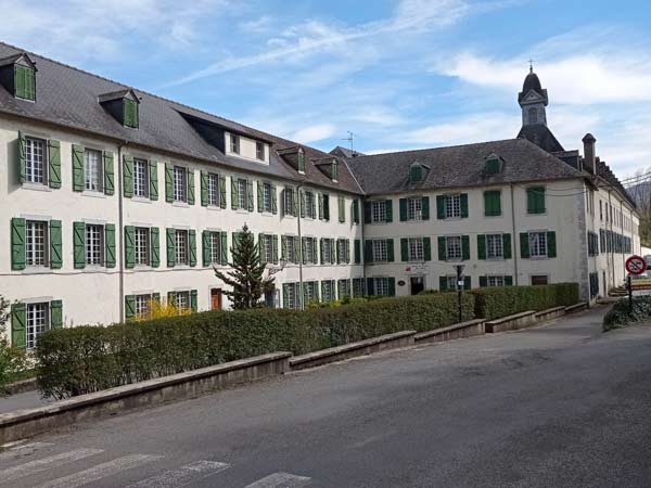 Vicariat de France-Espagne - Ancien Collège Notre-Dame-de-Bétharram