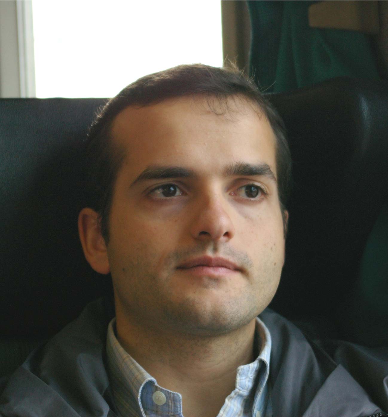 nef1201-05.jpg