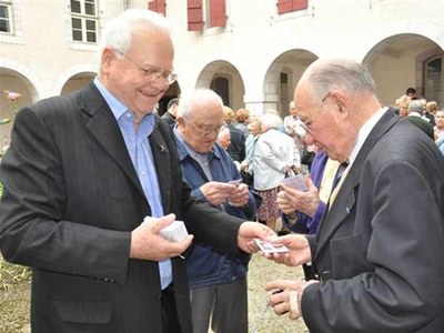 120605-14.jpg 120605-14.jpg