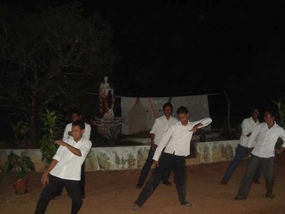 120223-11.jpg 120223-11.jpg