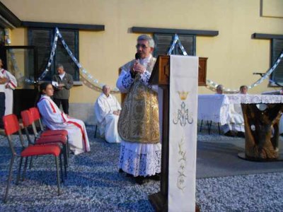 120604-10.jpg 120604-10.jpg