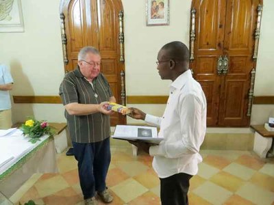 120924-17.jpg 120924-17.jpg