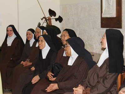 120518-03.jpg 120518-03.jpg