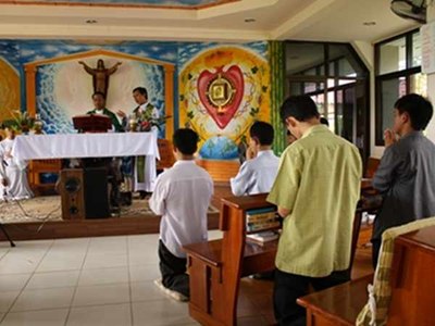 120618-05.jpg 120618-05.jpg