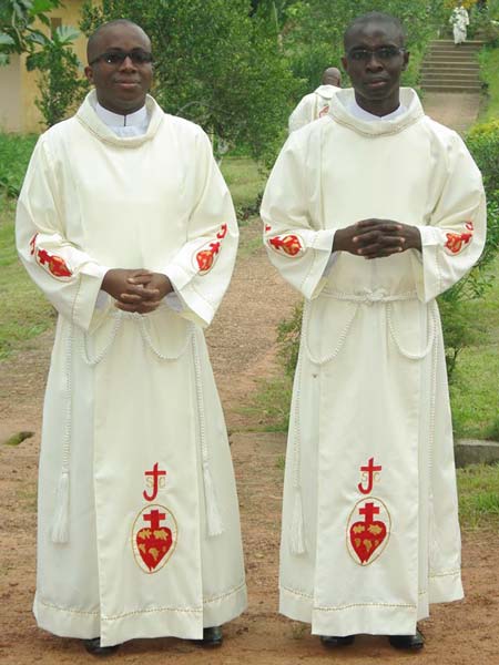 Fr. Vincent Worou Dimon e Fr. Jean-Paul Kissi Ayo