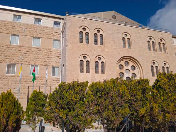 I novizi in visita al Seminario di Beit-Jala, del Patriarcato Latino di Gerusalemme